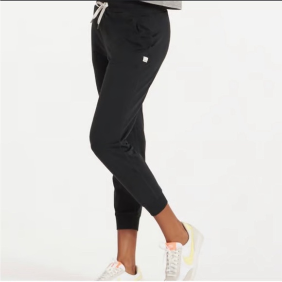 Vuori Pants - Vuori Jogger - Performance Jogger in Black size XS